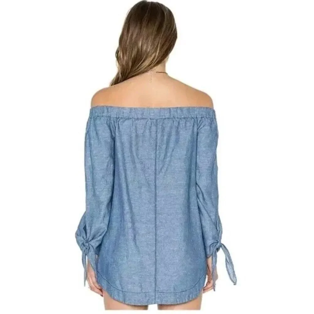 Free People Show Some Shoulder Chambray Top Size Large NWT‎